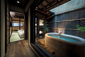 Nazuna Kyoto Higashi Honganji