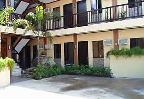 Pacific Palm Suites Davao powered by Cocotel