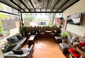 Pacific Palm Suites Davao powered by Cocotel