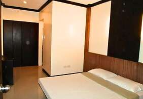 Pacific Palm Suites Davao powered by Cocotel