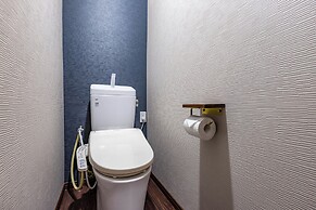 SHIMIZUYA Osaka Nishikujo ekimae