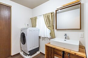 SHIMIZUYA Osaka Nishikujo ekimae