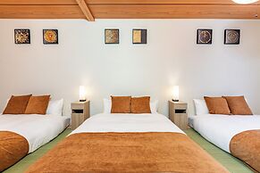 SHIMIZUYA Osaka Nishikujo ekimae