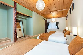 SHIMIZUYA Osaka Nishikujo ekimae