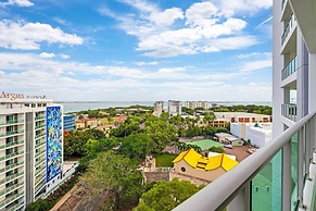 Skytower Wonder Oceanview Balcony - Pool - Office