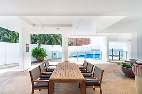 Skytower Wonder Oceanview Balcony - Pool - Office