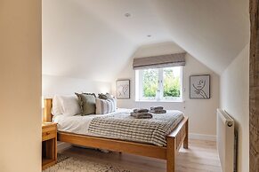 Clifford Chambers Cosy 2 Bedroom Cottage