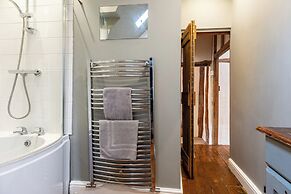 Clifford Chambers Cosy 2 Bedroom Cottage