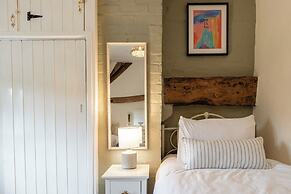 Clifford Chambers Cosy 2 Bedroom Cottage