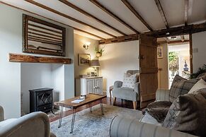Clifford Chambers Cosy 2 Bedroom Cottage