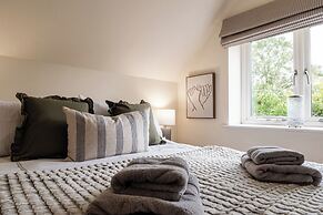 Clifford Chambers Cosy 2 Bedroom Cottage