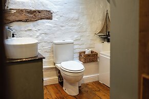 Clifford Chambers Cosy 2 Bedroom Cottage