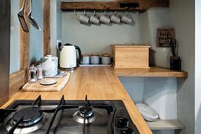 Clifford Chambers Cosy 2 Bedroom Cottage