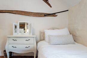 Clifford Chambers Cosy 2 Bedroom Cottage