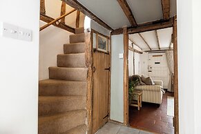 Clifford Chambers Cosy 2 Bedroom Cottage