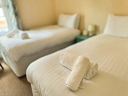 Brookley House Cromer Coast 5 Bed 8 Guests