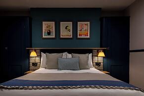 Round House Apartments