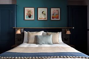 Round House Apartments