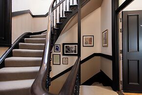 Round House Apartments