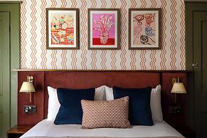 Round House Apartments