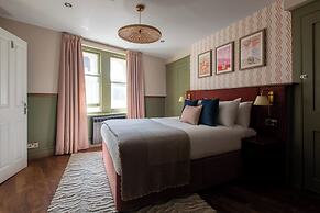 Round House Apartments