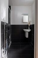 Round House Apartments