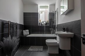 Round House Apartments