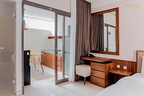 D'Green Kuta Luxury Apartment