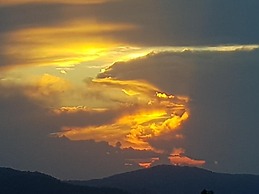 Mapleton Peaceful Provence BnB