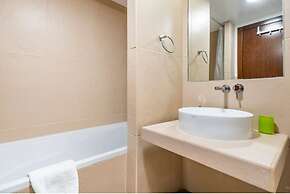 Luxury 3BR 7 pools Beach 200 m