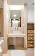 Luxury 3BR 7 pools Beach 200 m