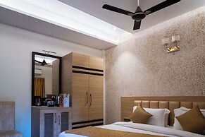 HOTEL KESHARI PALACE