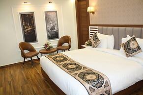 HOTEL KESHARI PALACE