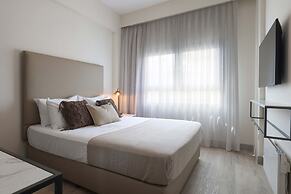 Phaedrus Living Mini Art House Rivera