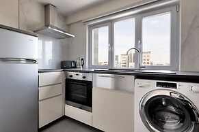 Phaedrus Living Mini Art House Rivera