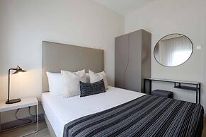 Phaedrus Living Mini Art House Rivera