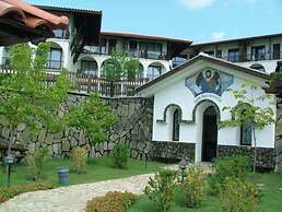 MONASTERY Apart Complex