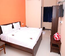 Hotel Suryaa Grand
