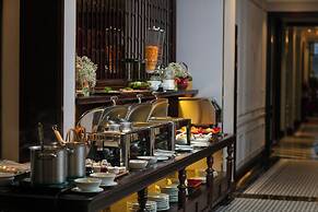 Serene Central hotel