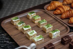 Serene Central hotel