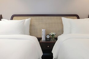 Serene Central hotel