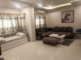 HOTEL RAJ PALACE by ROH