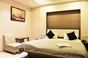 HOTEL RAJ PALACE by ROH