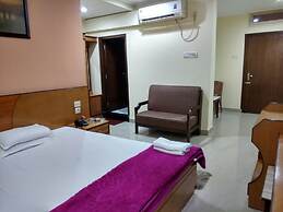 HOTEL RAJ PALACE by ROH