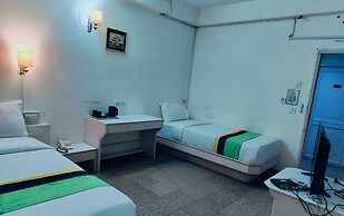 Hotel Crown