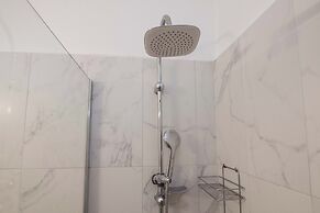 Modern 1 Bd Balcony Apt in Kato Patisia