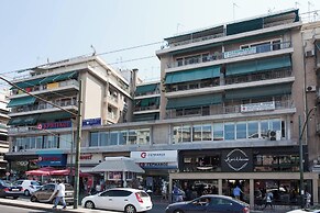 Modern 1 Bd Balcony Apt in Kato Patisia