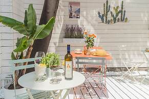 Como Dreams Apartments - Serendipity Suite