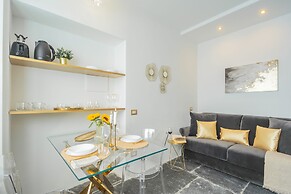 Como Dreams Apartments - Gold Suite