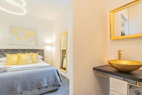 Como Dreams Apartments - Gold Suite